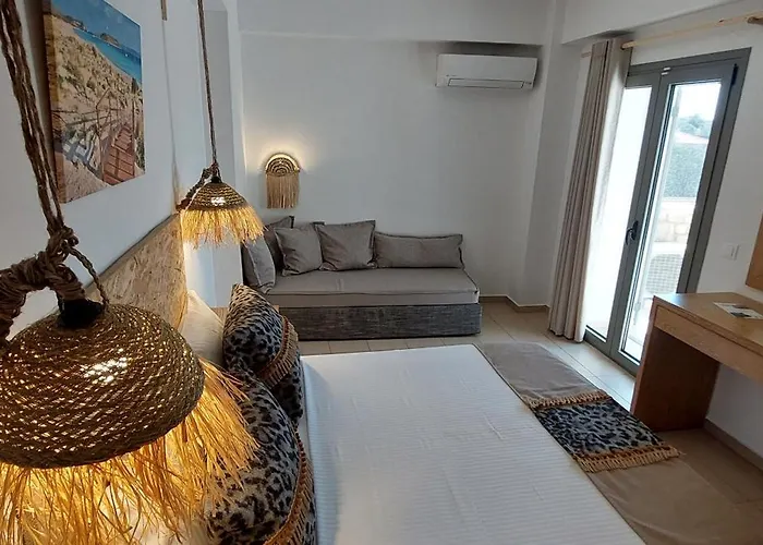 σεληνoπετρα Ελαφόνησος