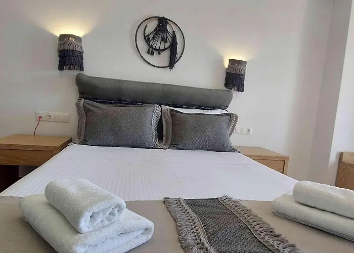 σεληνoπετρα * Ελαφόνησος